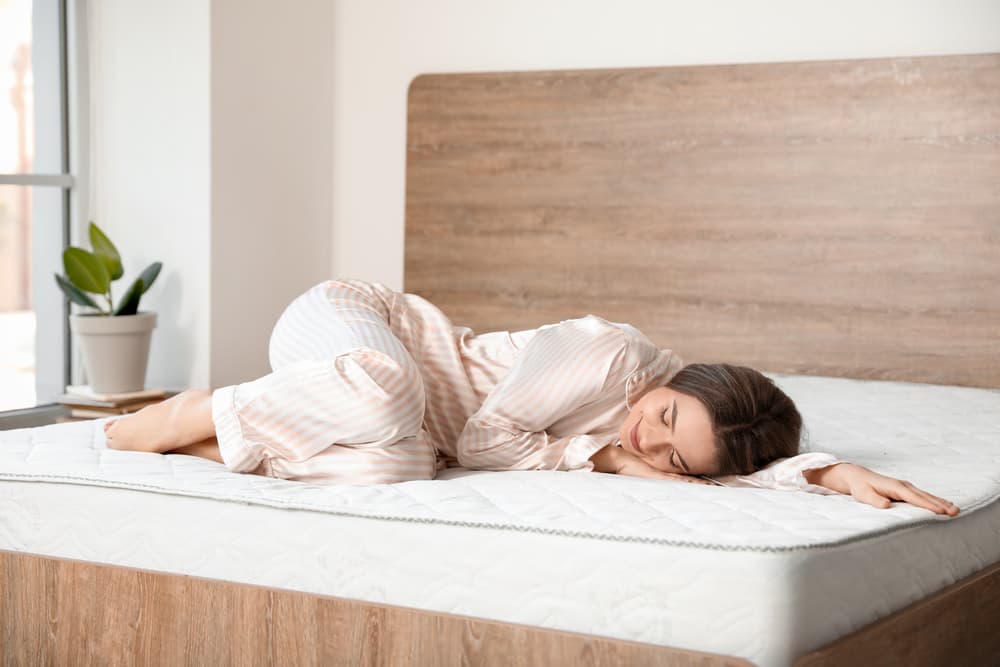 sleep on mattress versus hard floor