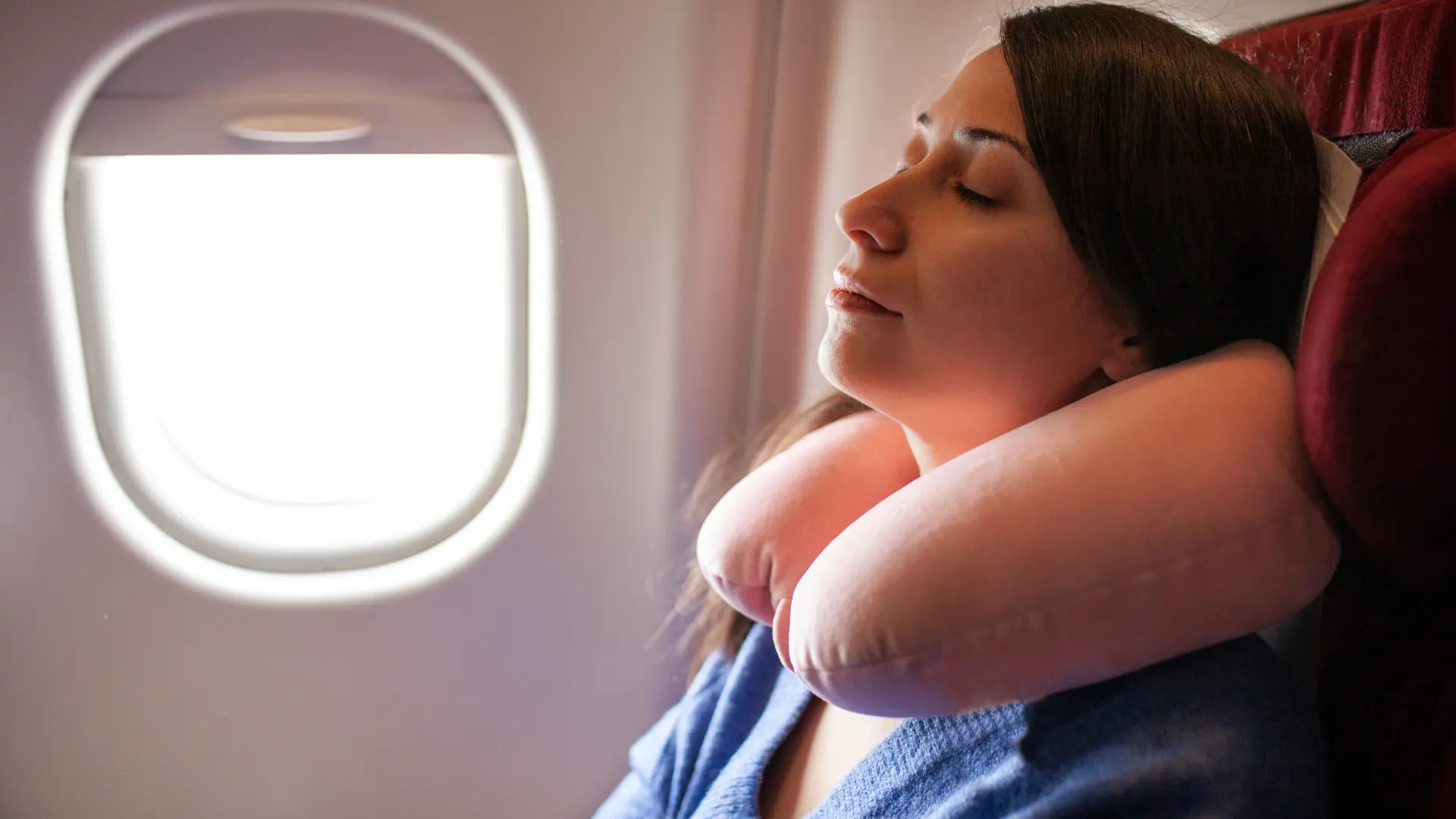 Traveling With Sleep Apnea_ How Oral Appliances Keep You Rested Anywhere Image 2